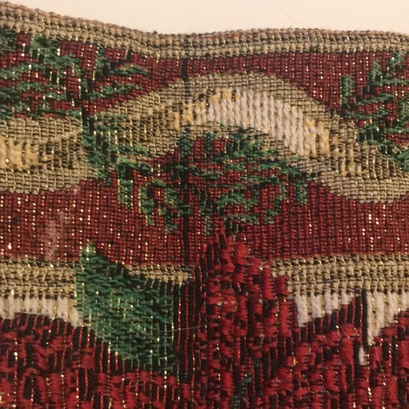 Pointesetta Holiday Table Runner 70 x 12.5 - Picture 11 of 11